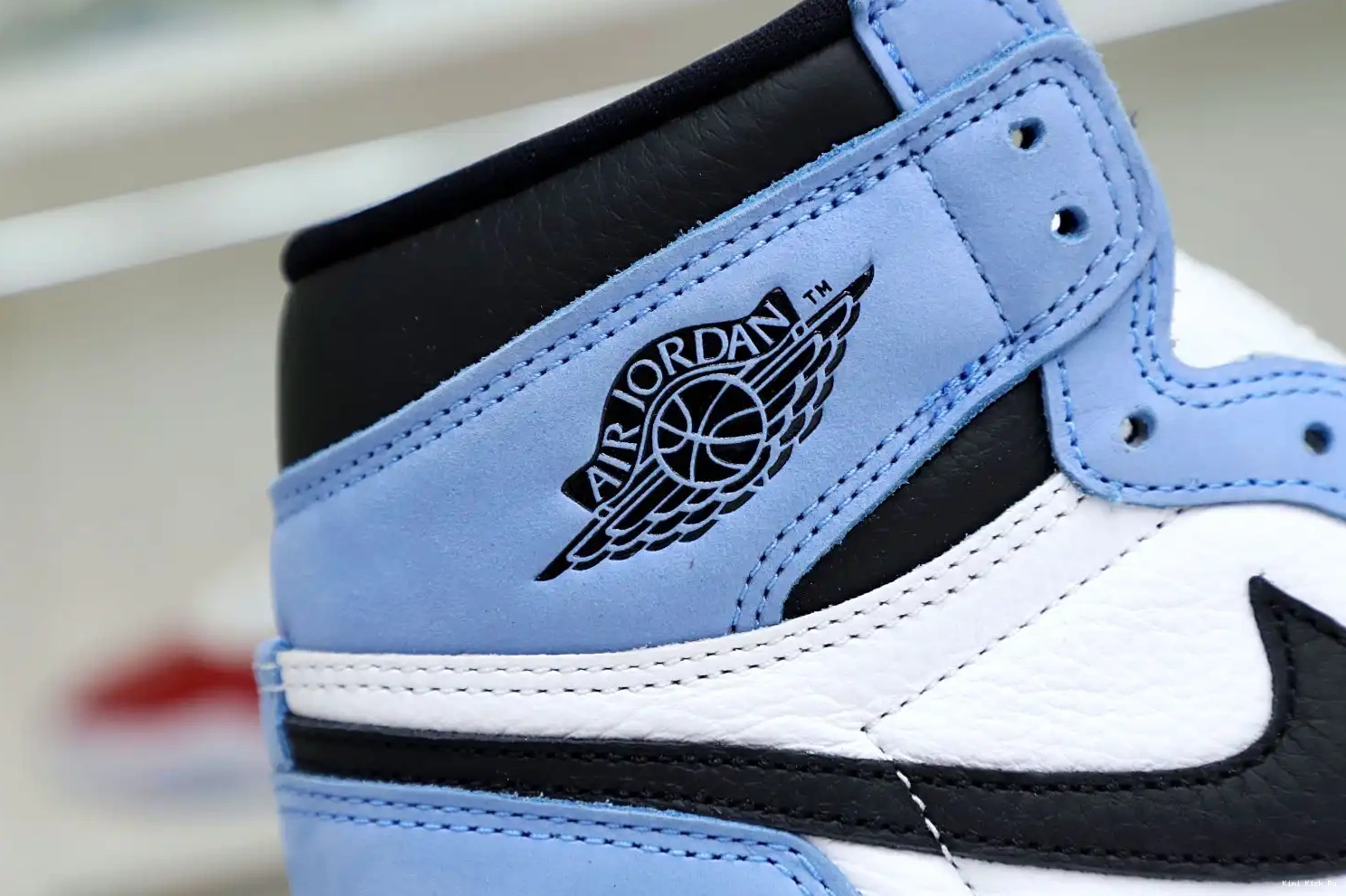 1 Kimikick JORDAN OG HIGH RETRO AIR 'UNIVERSITY 0328